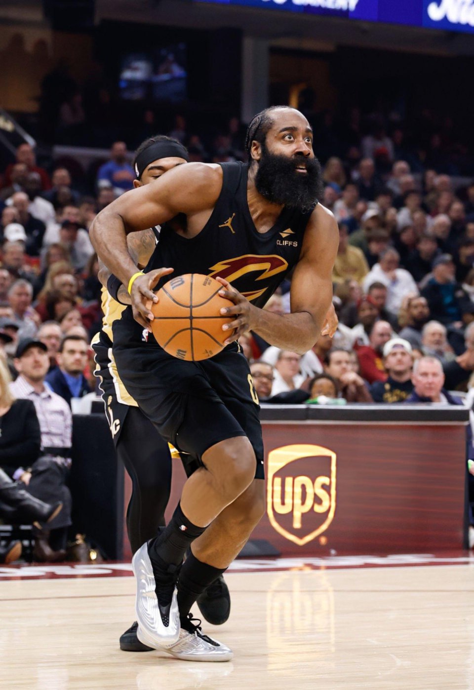 锐评丨四次递补皆擦肩，哈登落选全明星，萧华的选择打着什么算盘