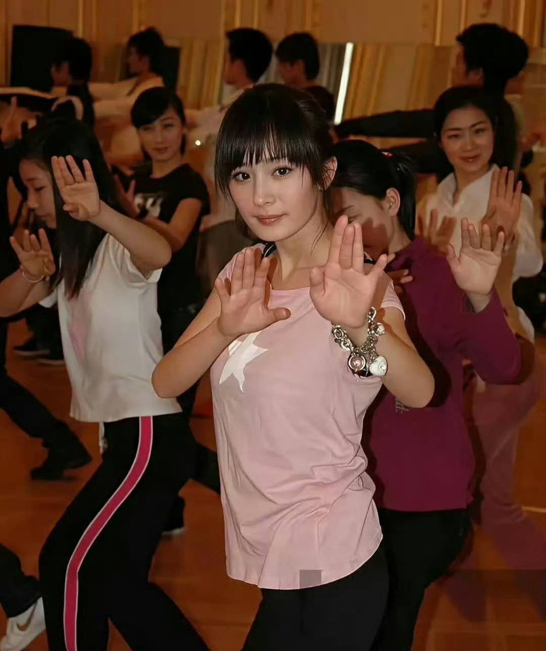 从校园风云到顶流长红:杨幂的“红”是有迹可循