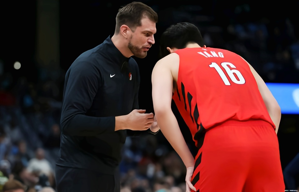 开拓者135-119爵士，排名超快船，NBA最新积分榜:西部8-10名太乱！