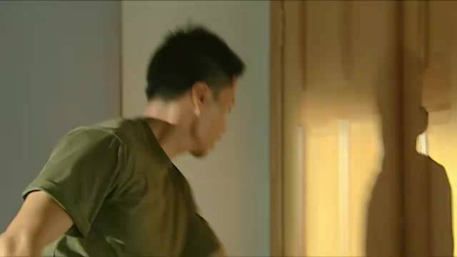 士兵突击：队长不要成才，觉得无法判断人品，许三多一针见血反驳！