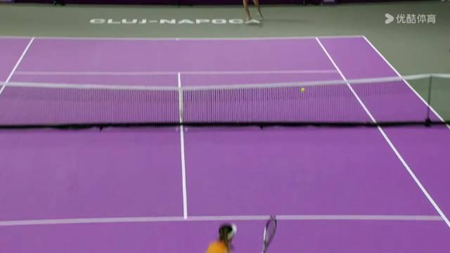 王欣瑜2比0胜马萨洛娃，获赞现役国手网前最强