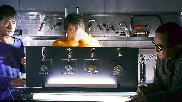 一个婴儿如何颠覆三个坏蛋的人生轨迹！