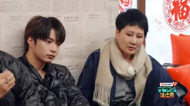 张凯丽赞刘耀文演技精湛，对视考验未识破