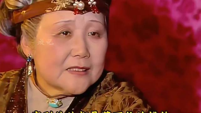 红楼梦贾母八十大寿的风光全是装的，一场寿宴里细节里满是贾府败落的真相！