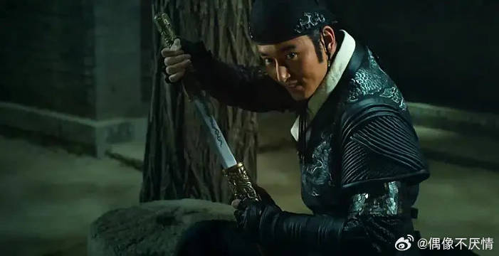 十年龙套无人问，一句加钱天下知