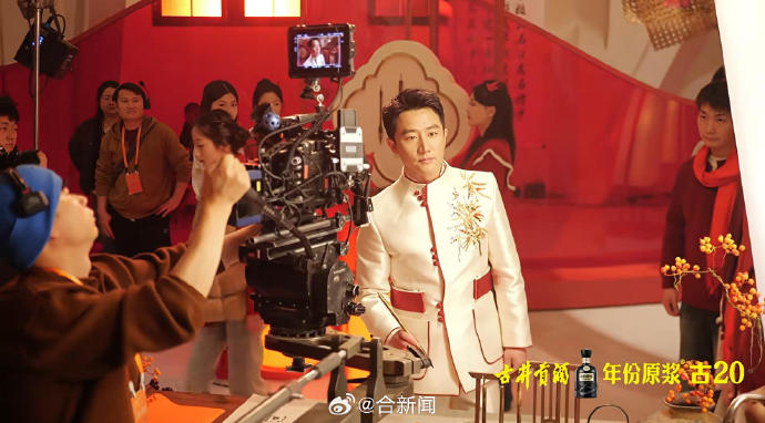 为何2026年央视春晚选择黄轩作为合肥分会场的首位亮相明星？