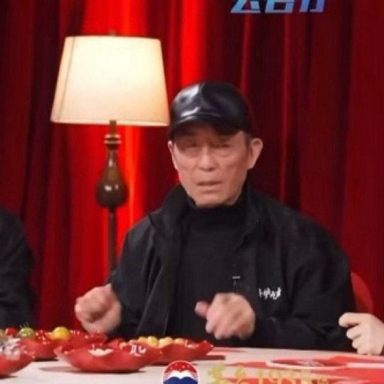 刘耀文在电影里饰演的角色为什么有敲键盘的设定？