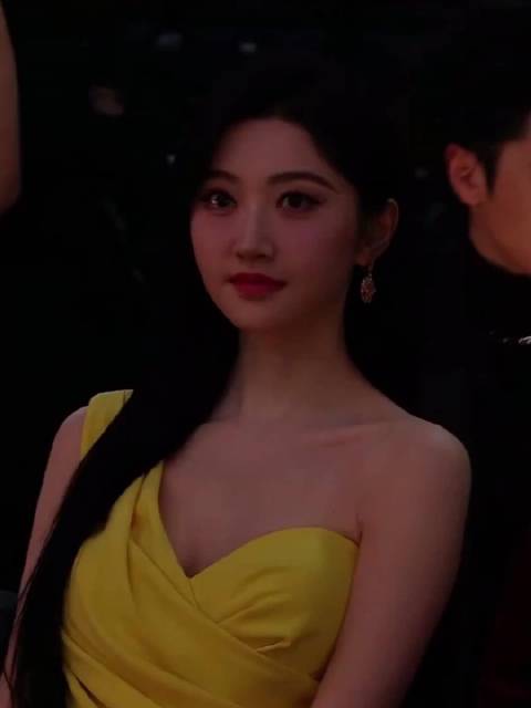 景甜星光大赏内场直拍，这颜值状态无敌了