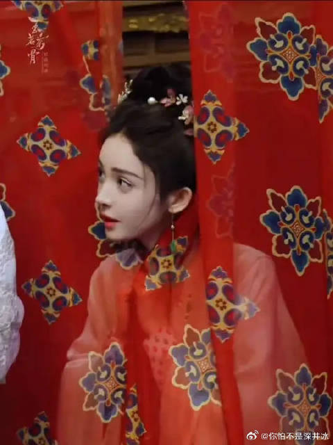 戏里茶园女王荣善宝戏外竟是可爱萌宝？这谁看不迷糊啊