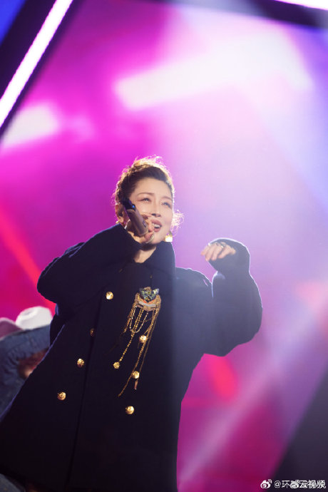 孙悦2026春晚再唱《欢乐中国年》，27年经典唤醒全民DNA里的年味