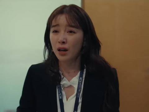 这个大老板确实会做人|阚清子|夜色正浓