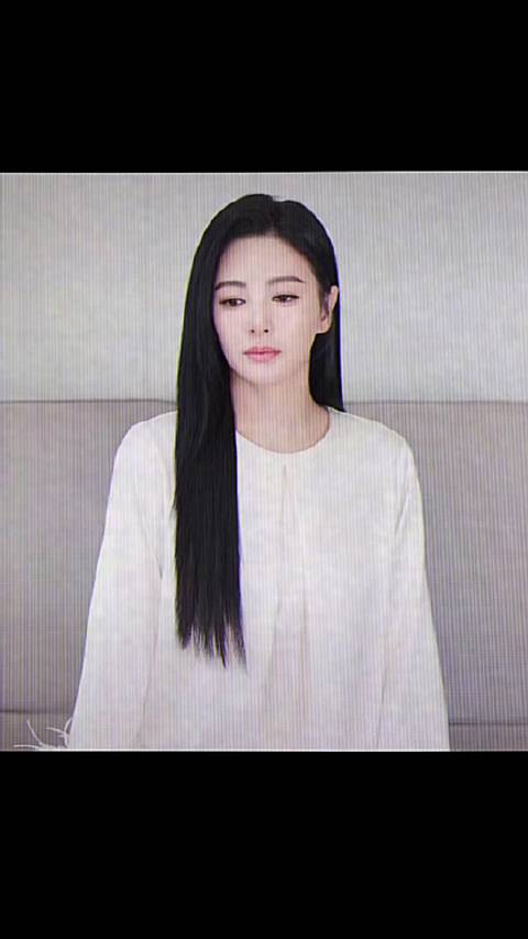 玫瑰带刺，自带光芒，我是自己的主场，张雨绮 ️向全世界安利张雨绮