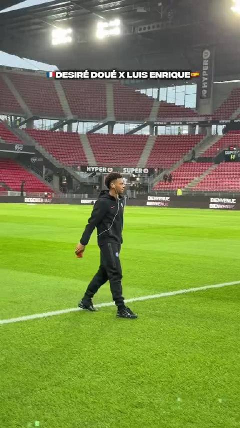 恩里克对杜埃：德西雷，这里是你娘家哎