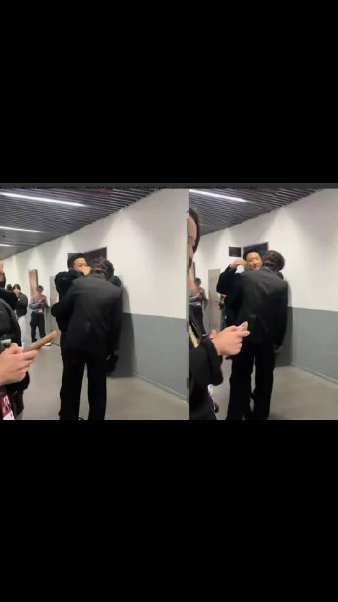 众人都在好奇吴京和刘耀文在小声嘀咕些什么