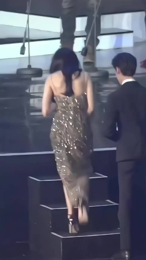 迪丽热巴星光大赏名场面