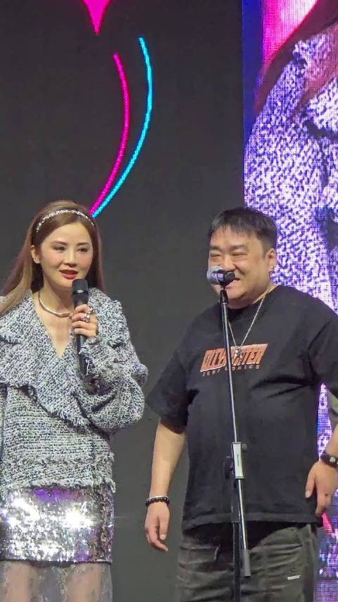 阿sa被粉丝气炸了