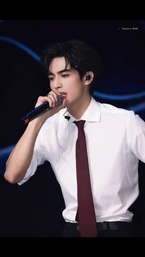 忍住 我把想念忍住