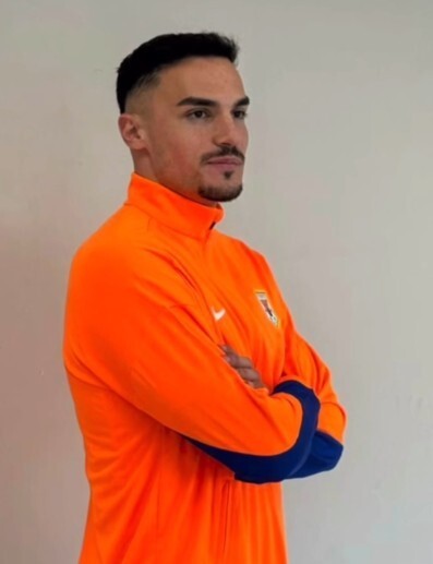 鲁媒：阿尔瓦罗抵达济南完成体检，15日官宣，球队20日集中