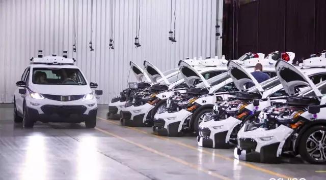 全球首款量产无人驾驶汽车发布，通用汽车抢滩L4