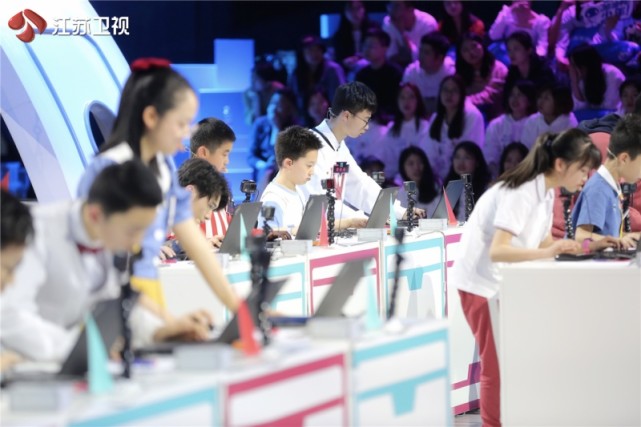 《最强大脑》后江苏再推脑力综艺,24位学霸展开烧脑对决_新闻