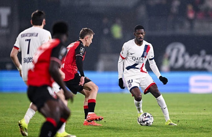 雷恩1-0巴黎圣日耳曼半场数据：重大机会0-3，射门次数6-7