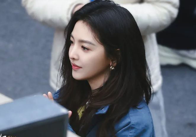 《想把你和时间藏起来》上海开机，章若楠王安宇演绎快慢治愈恋！