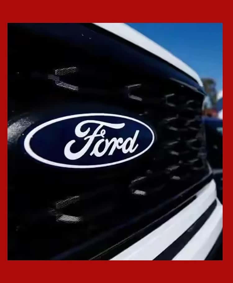 福特电动化急转向,马斯克:传统车企像骑马用翻盖手机