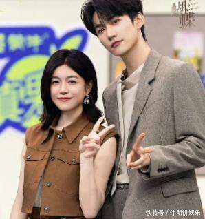 陈妍希周柯宇红秀合体：跨越年龄的时尚对话，诠释多元审美可能