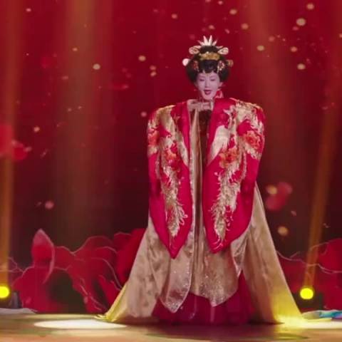 谢娜模仿李玉刚经典曲目