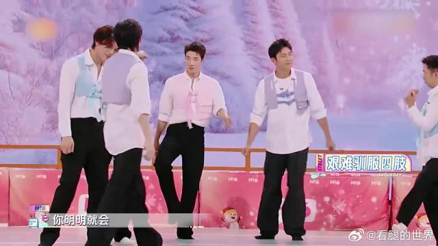 丁程鑫现场浪漫热舞，这颜值加动作，孟子义都迷上了