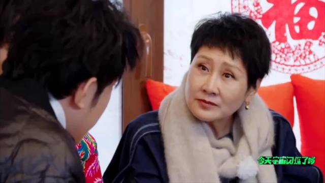 听于洋和张凯丽说才知道之前的东北过年时小孩是不能上炕桌吃饭的