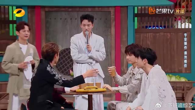 成毅一心报仇，没有保护曾舜晞的意思，“杀”红眼！