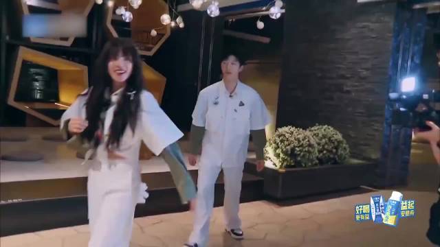 范丞丞不要笑死我！再爆金句“趁我病，要我命！姚译添”