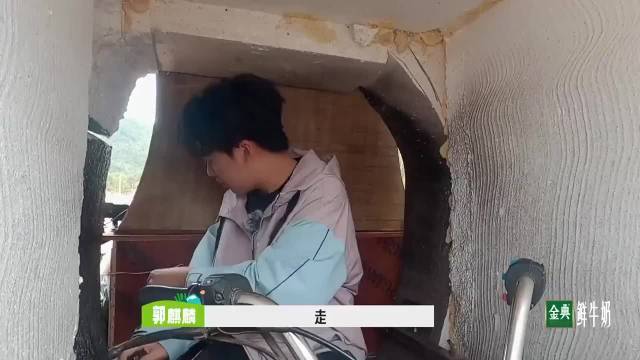 孟子义问郭麒麟认识德云社吗？郭麒麟一愣，说了句话太逗