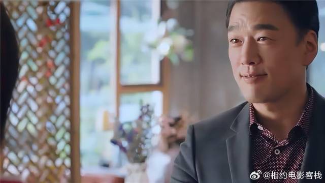 美女又去相亲，谁料相亲对象竟是之前的总裁，太巧