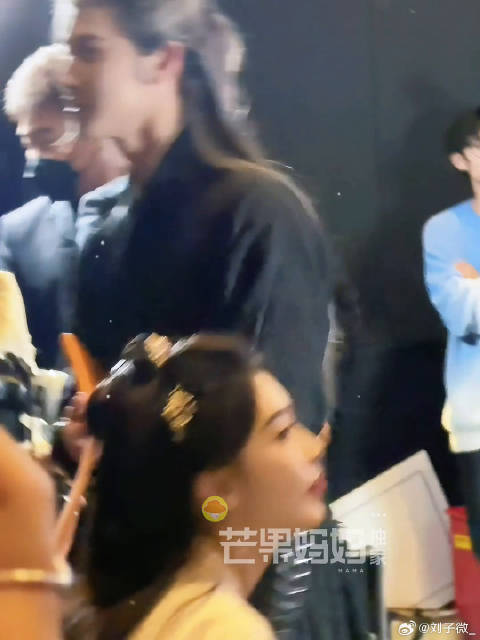 李昀锐九重紫终映礼微博VC计划