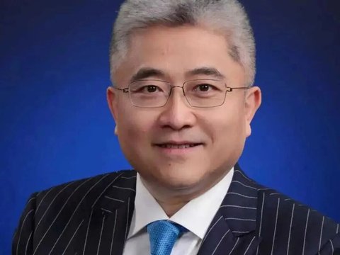 聚焦｜成就“更中国”的奔驰 段建军功成身退