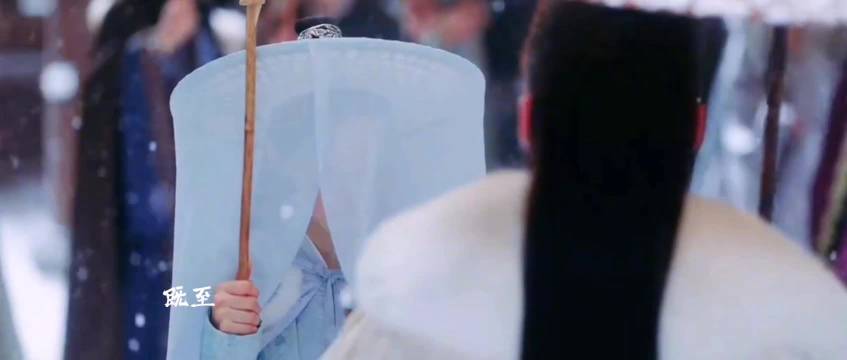 白敬亭宋轶感情传闻再引热议，网友呼吁勿过度关注明星私生活