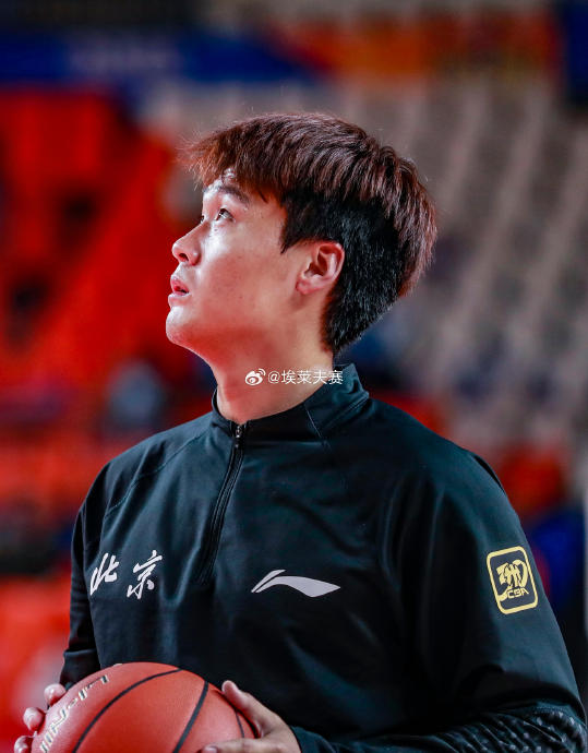 北京首钢签下赵睿又迎来麦基，新赛季是否已具备冲击总冠军的实力？