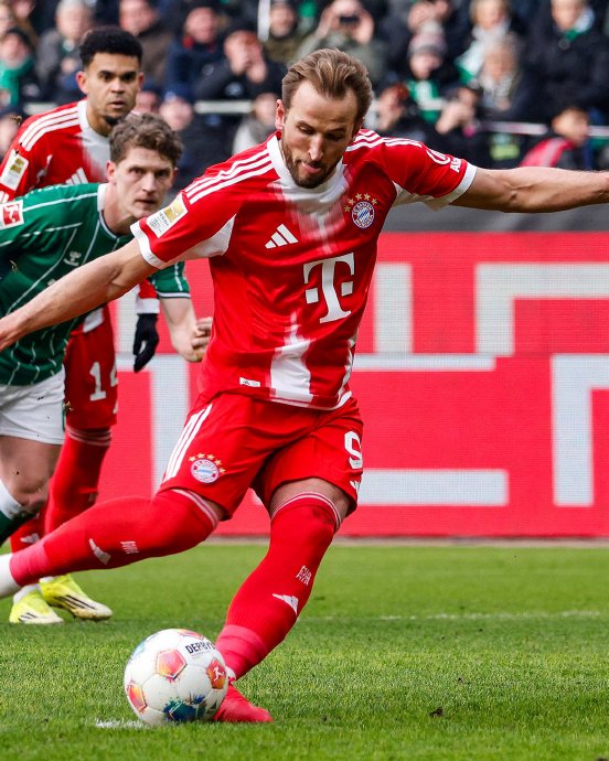 哈里·凯恩本场两个进球的具体过程是怎样的？