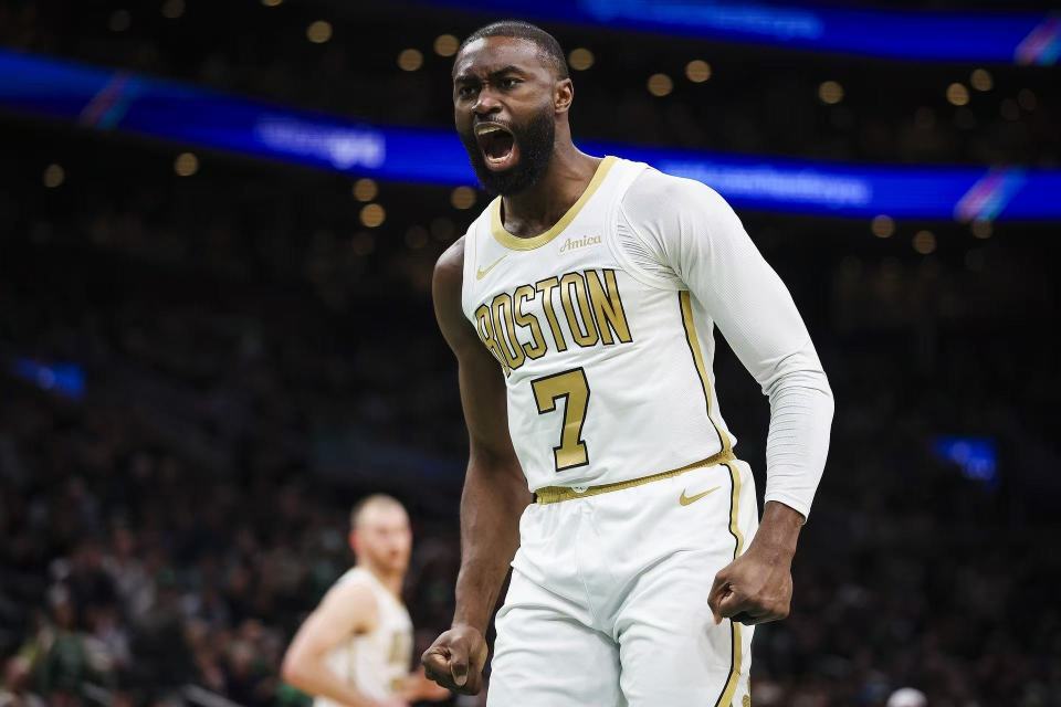 杰伦·布朗表示把塔图姆缺阵所面临的质疑声当作前进动力