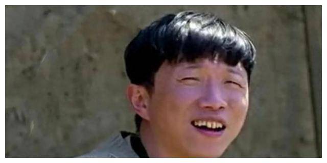 春晚背后的故事,宋家腾呼吁备播白敬亭版,为何备播如此重要?_观众_节目组_盛宴