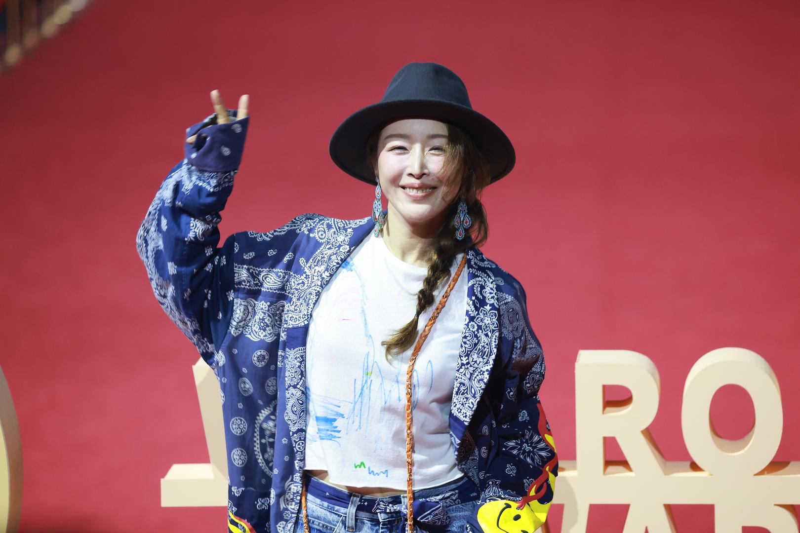 孙悦将在山东春晚演唱《祝你平安》，坦言第一次听这首歌时，处于人生最低谷