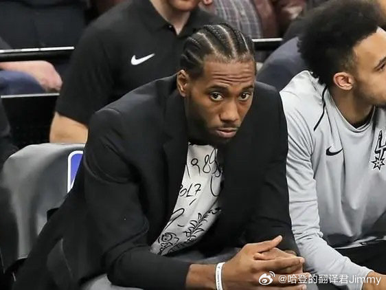 科怀·伦纳德在赛后采访中是如何回应自己是否是联盟最佳球员的？