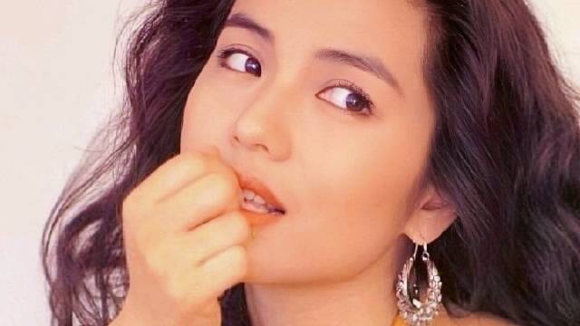 钟楚红80年代与周润发合拍8部影片，纵横四海成经典