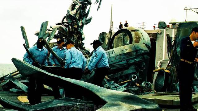 威震天：我就问拆掉那个最小的有什么用