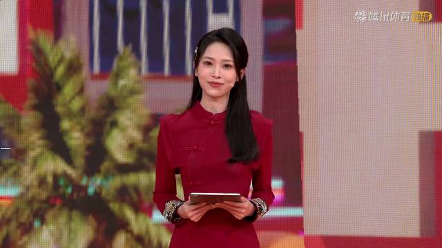 任嘉伦参与2026全明星赛前赛后采访解说