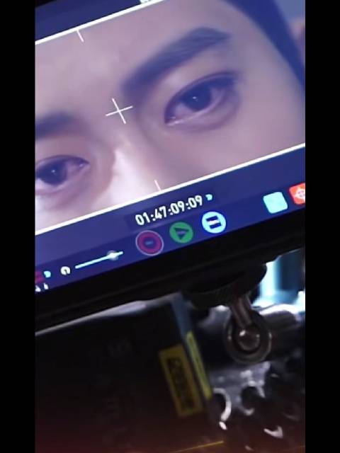 任嘉伦粉丝深情告白，愿其舞台永远熠熠生辉