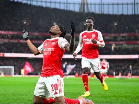 27分钟狂轰4球！18天6赛 12.7亿豪门4-0晋级16强 全力冲击四冠王