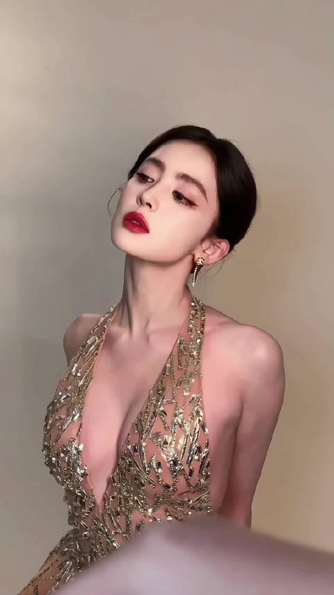 古力娜扎微博视界大会 内场第二套造型 含内场领奖